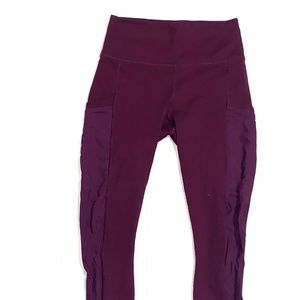 Fabletics Maroon cropped Powerhold leggings